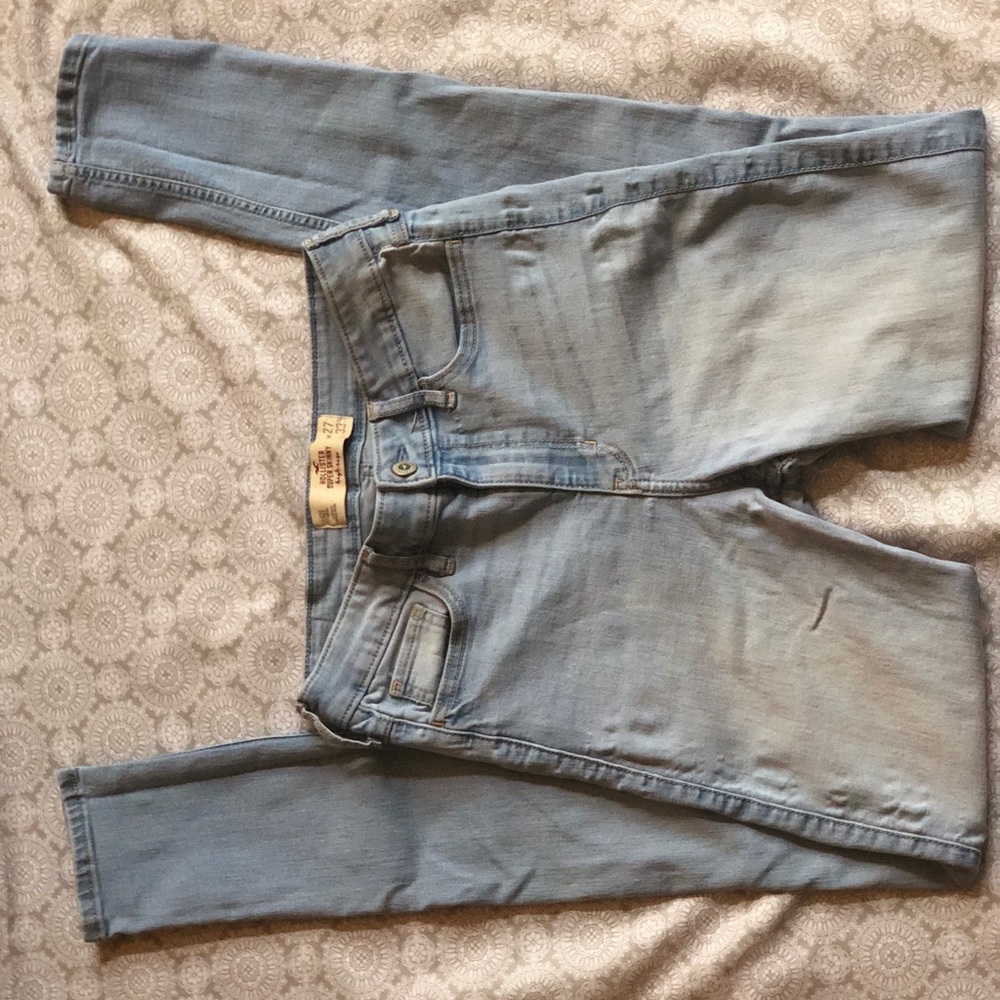 HOLLISTER DENIM JEANS